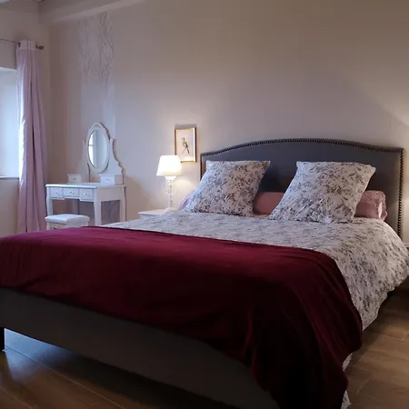 Holiday home 4 Place De La Rose *